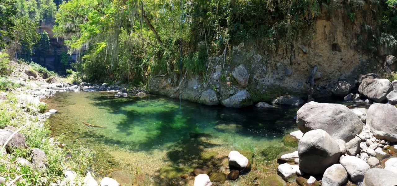 Gite 4 Etoiles, La Vieille Sucrerie St Claude Guadeloupe, Jacuzzi Spa Privatif, Vue Exceptionnelle Sur La Mer Des Caraibes باس تير المظهر الخارجي الصورة
